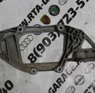 Кронштейн заднего редуктора Q5 8R 2009-2018