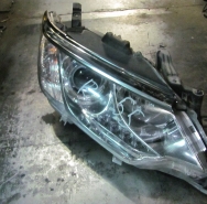 Фара головного света в сборе (ксенон)CAMRY 50 2011-