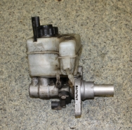 Главный тормозной цилиндр PASSAT B6 2005-2010