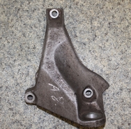 Кронштейн коробки