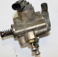 Насос топливный PASSAT B6 2006-2011г