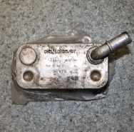 Радиатор масляный Passat 6