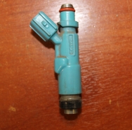 Форсунка топливная YARIS 90 2SZ FE 2001-2007 Б\У