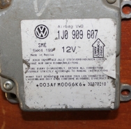 Блок управления подушками безопасности