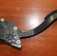 Педаль газа CAMRY 40 2006-2011