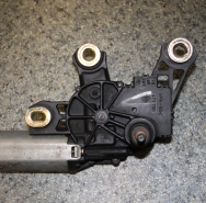 Мотор заднего стеклоочистителя