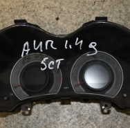 Щиток приборов AURIS 2006-2013