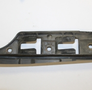 Направляющая бампера передняя правая