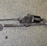 Трапеция стеклоочистителя AVENSIS 250 2003-2008