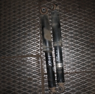 Амортизатор задний Б/У оригинал. T31