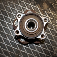 Подшипник задний со ступицей в сборе 4WD Б/У оригинал. T31, J10E, JJ10E