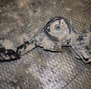 Рычаг задний левый под пружину в сборе с кронштейном Б/У оригинал. T31, J10E, JJ10E