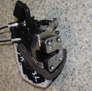 Замок двери задний левый