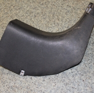 Обшивка передней стойки нижняя правая