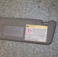 Козырёк солнцезащитный левый