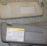 Козырёк солнцезащитный правый