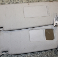 Козырёк солнцезащитный левый