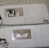 Козырёк солнцезащитный правый