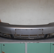 Бампер передний без парктроников и омывателя