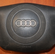 Подушка безопасности в рулевое колесо