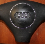 Подушка безопасности в рулевое колесо