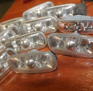 Повторитель поворота в крыло Б/У оригинал.