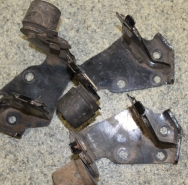 Кронштейн МКПП