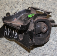 Опора двигателя левая  AVENSIS 250  2003-20008 Б\У