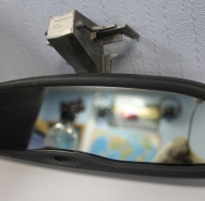 Зеркало заднего вида под датчик дождя с автозатимненим Б/У оригинал.