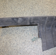 Воздуховод радиатора левый