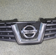 Решетка радиатора в сборе