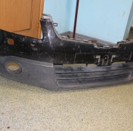 Бампер передний Б/У оригинал. J10E 1206-0110 С омывателями фар(62022-JD10H, 62022-JD30H)
