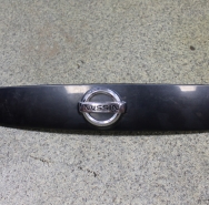 Накладка крышки багажника