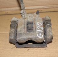 Задний тормозной суппорт Toyota Corolla 120