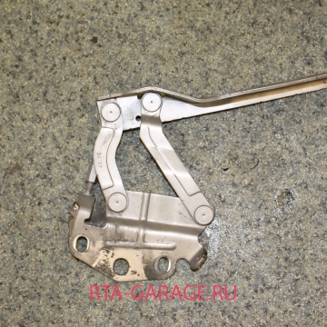 VOLKSWAGEN Петля капота левая Passat B6 3C0823301E купить, автозапчасти РТА-ГАРАЖ.РУ