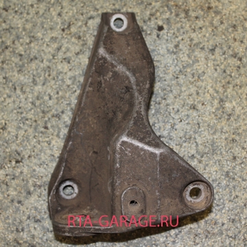 AUDI Кронштейн коробки 4D0399114AC купить, автозапчасти РТА-ГАРАЖ.РУ