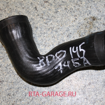 AUDI Шланг интеркулера Volkswagen Passat 8D0145745A купить, автозапчасти РТА-ГАРАЖ.РУ