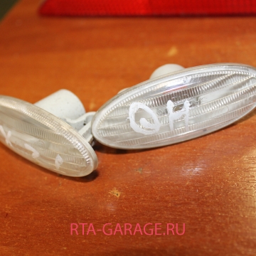 NISSAN Повторитель поворота в крыло Б/У оригинал. 26160-8990A купить, автозапчасти РТА-ГАРАЖ.РУ