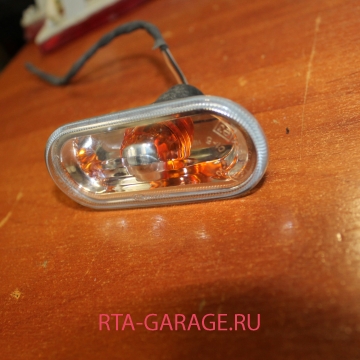 VOLKSWAGEN Повторитель поворота в крыло Б/У оригинал. 7E0949117 купить, автозапчасти РТА-ГАРАЖ.РУ