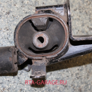 TOYOTA Опора двигателя левая COROLLA 120 2001-2006 Б\У 12372-21070 купить, автозапчасти РТА-ГАРАЖ.РУ