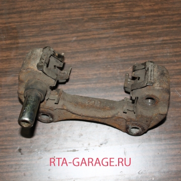 TOYOTA Скоба заднего тормозного суппорта 47721-48030 купить, автозапчасти РТА-ГАРАЖ.РУ